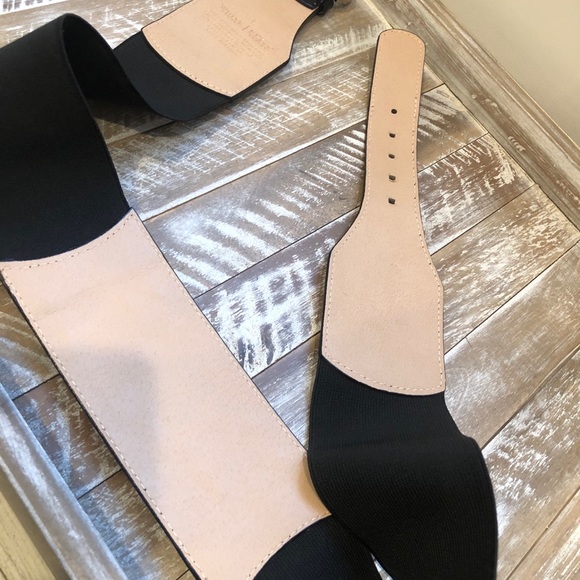 White House /Black Market .... belt - Picture 7 of 10